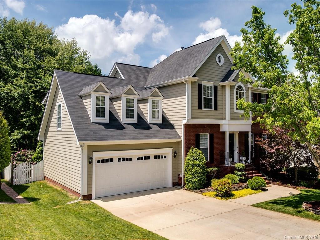 6222 Garamond Court Charlotte NC 28270