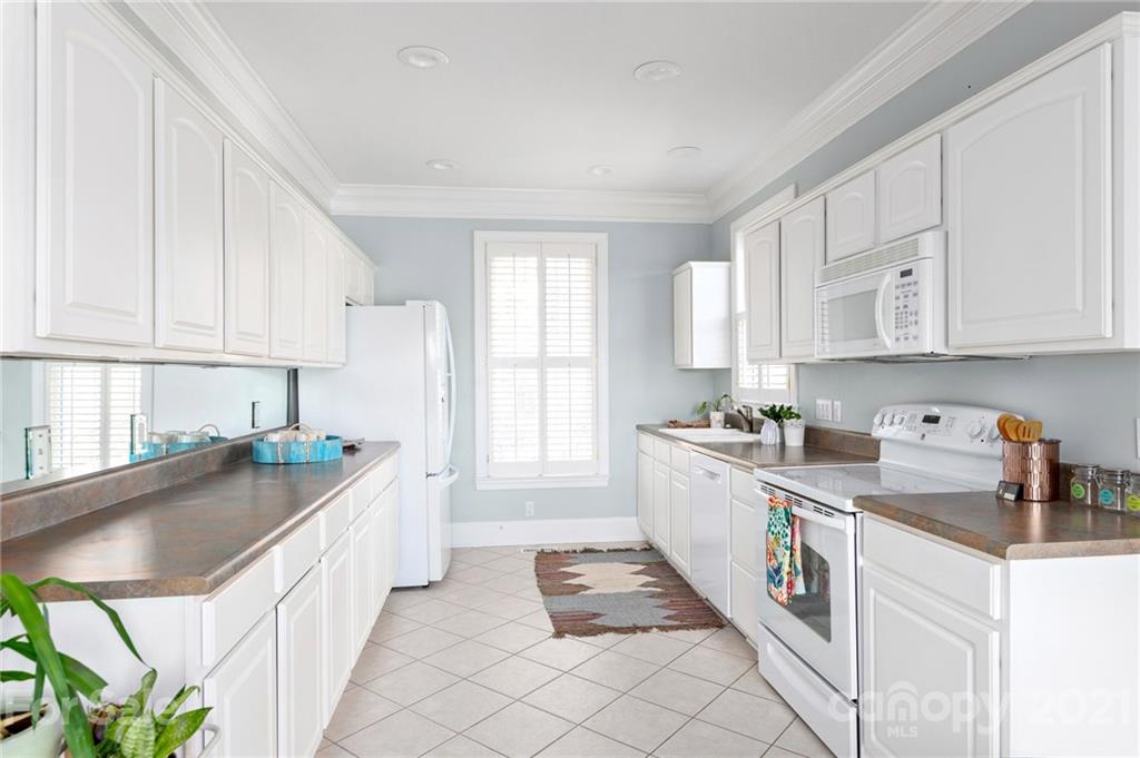 21 Flowering Cherry Drive Asheville NC 28805