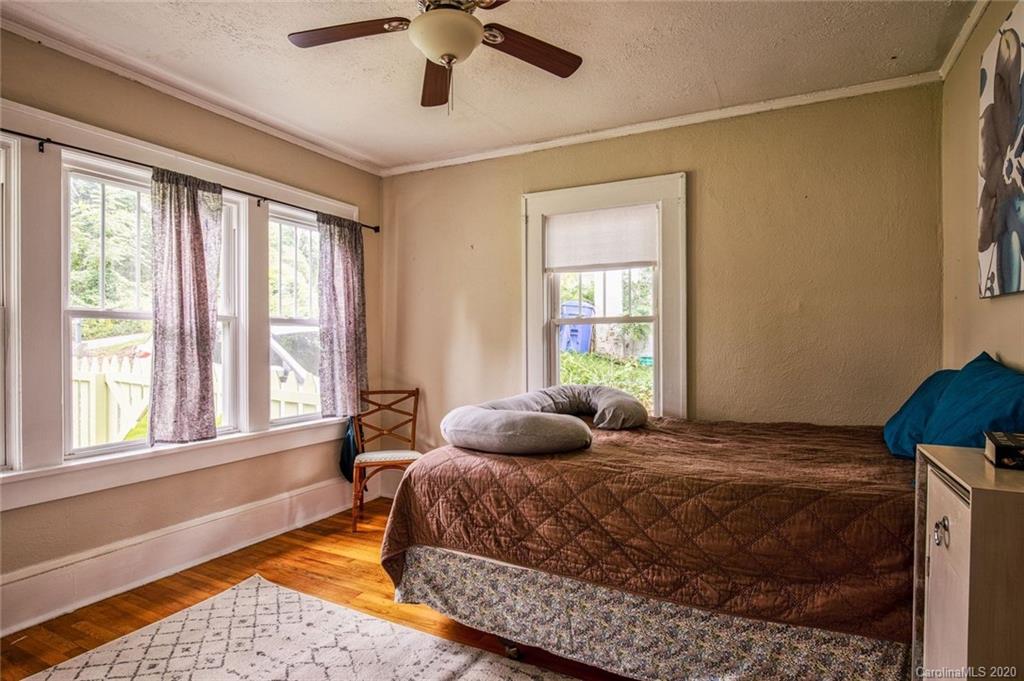 40 Dellwood Street Asheville NC 28806