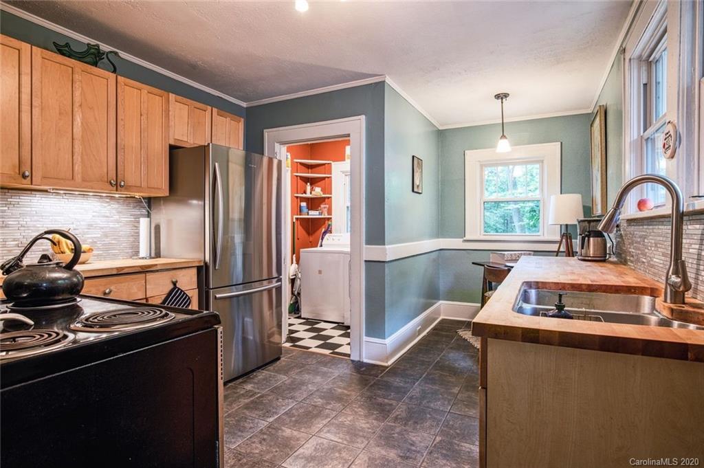 40 Dellwood Street Asheville NC 28806