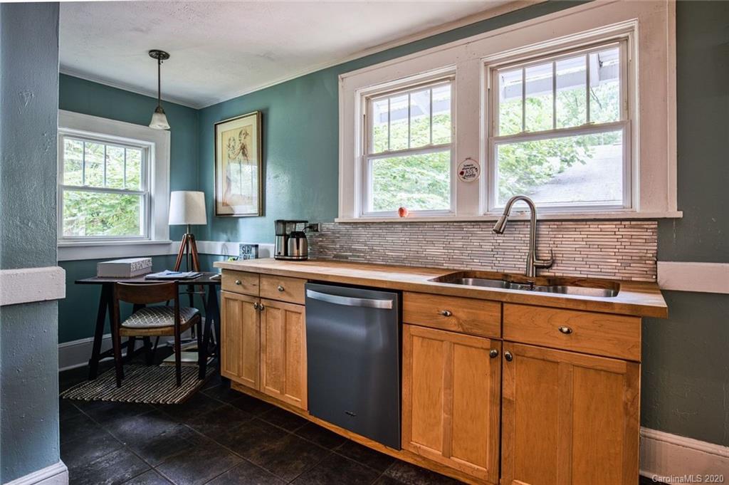 40 Dellwood Street Asheville NC 28806