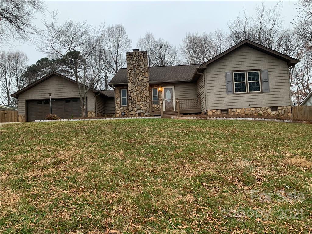 5304 Lisa Lane Hickory NC 28602