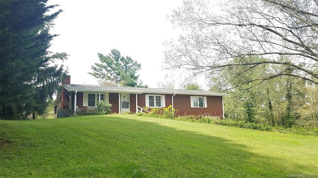61 Frisbee Road Leicester NC 28748