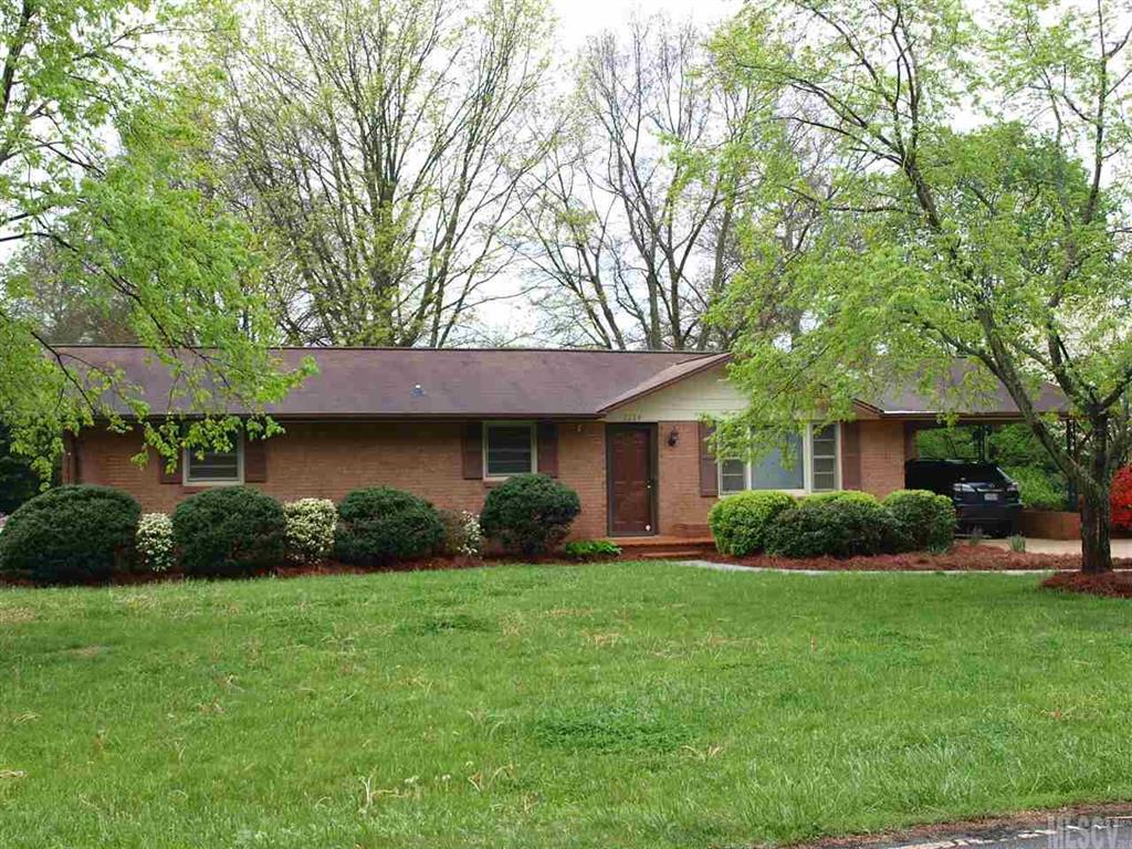 2224 35th Avenue Drive NE Hickory NC 28601