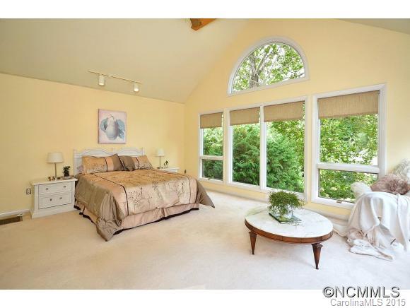 9 Baird Lane Asheville NC 28804