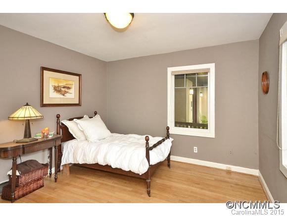 9 Baird Lane Asheville NC 28804
