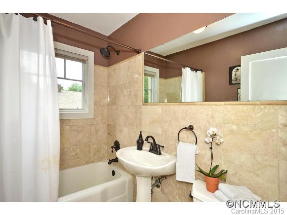 9 Baird Lane Asheville NC 28804