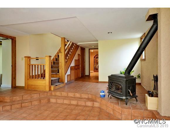 9 Baird Lane Asheville NC 28804