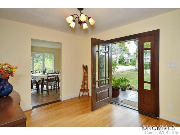 9 Baird Lane Asheville NC 28804