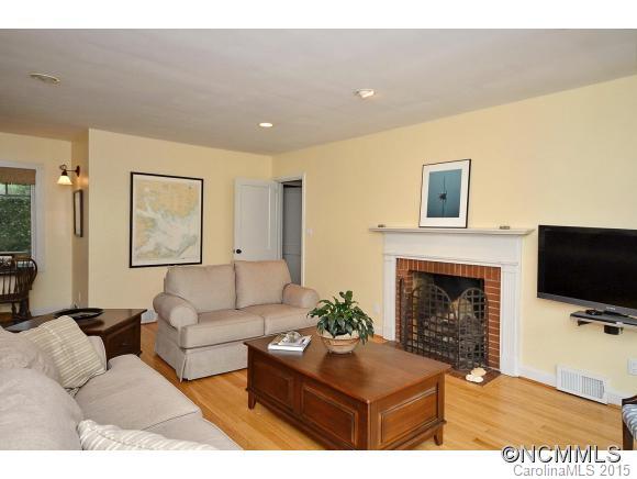 9 Baird Lane Asheville NC 28804