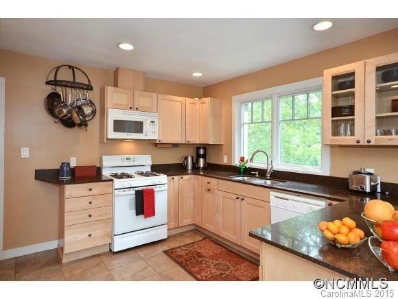 9 Baird Lane Asheville NC 28804