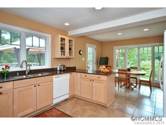 9 Baird Lane Asheville NC 28804