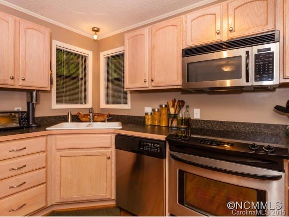 27 Laurel Court Arden NC 28704