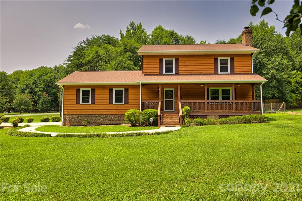 17112 Mckee Road Charlotte NC 28278