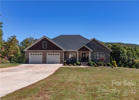 486 White Fawn Drive Spruce Pine NC 28777