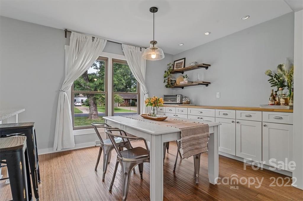 1008 Country Place Drive Matthews NC 28105