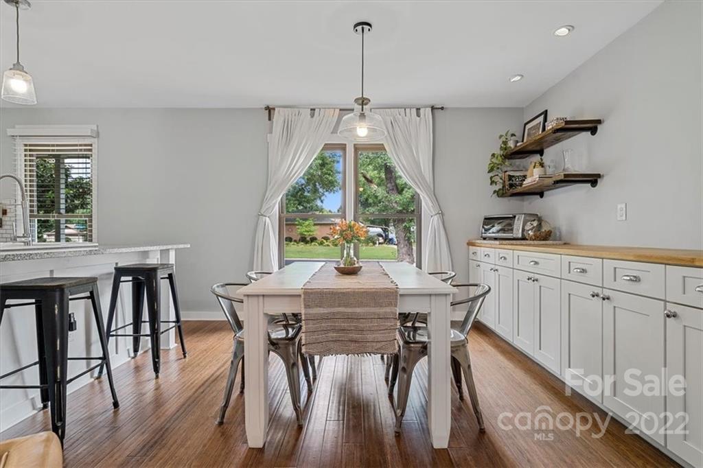 1008 Country Place Drive Matthews NC 28105