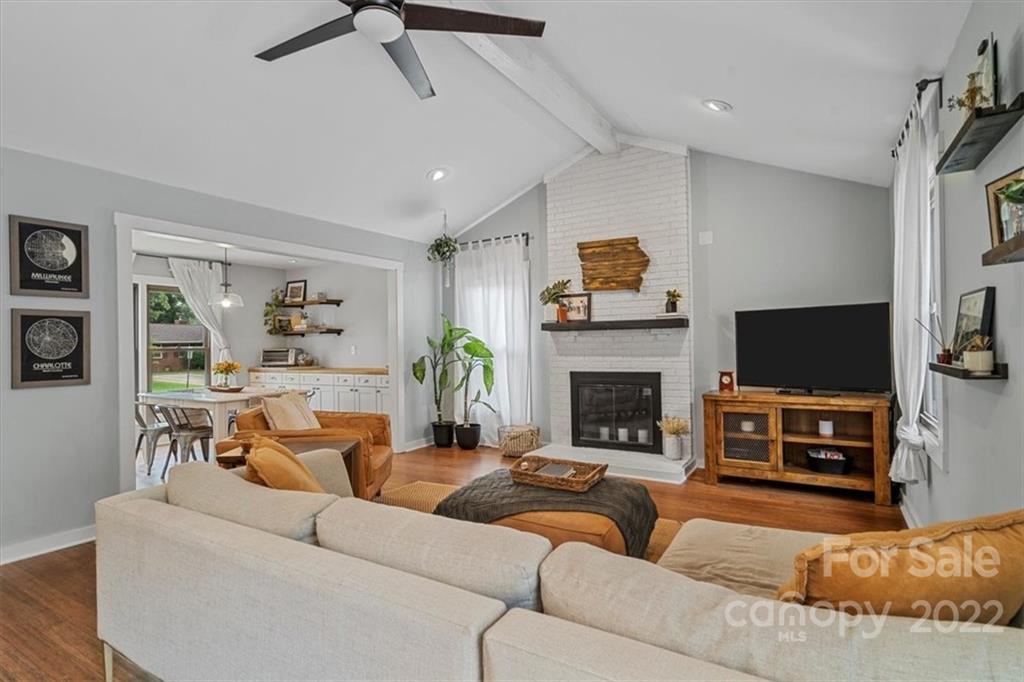 1008 Country Place Drive Matthews NC 28105