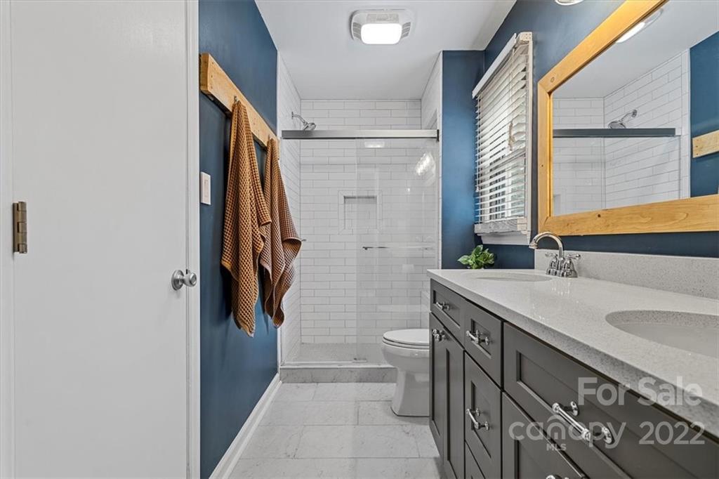1008 Country Place Drive Matthews NC 28105