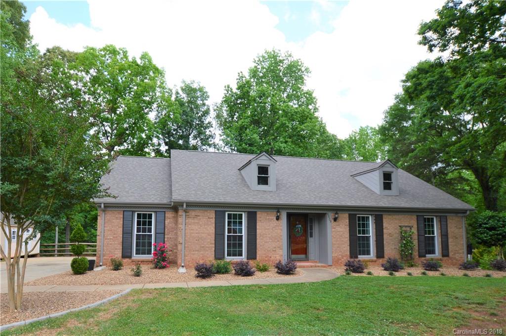 8839 Shaver Drive Charlotte NC 28277