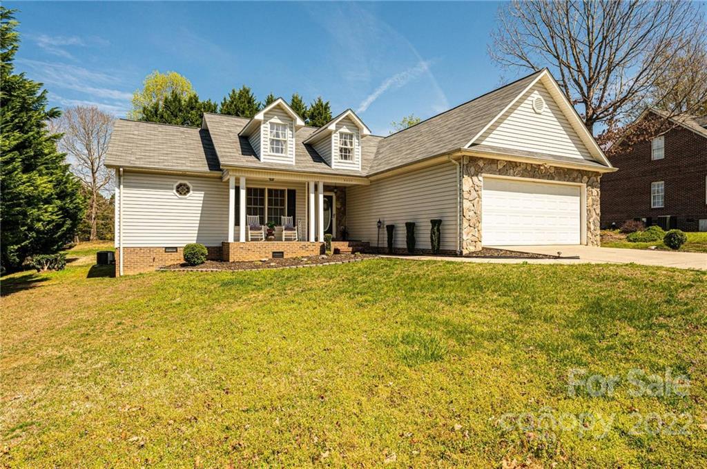 3311 46th Avenue Lane NE Hickory NC 28601