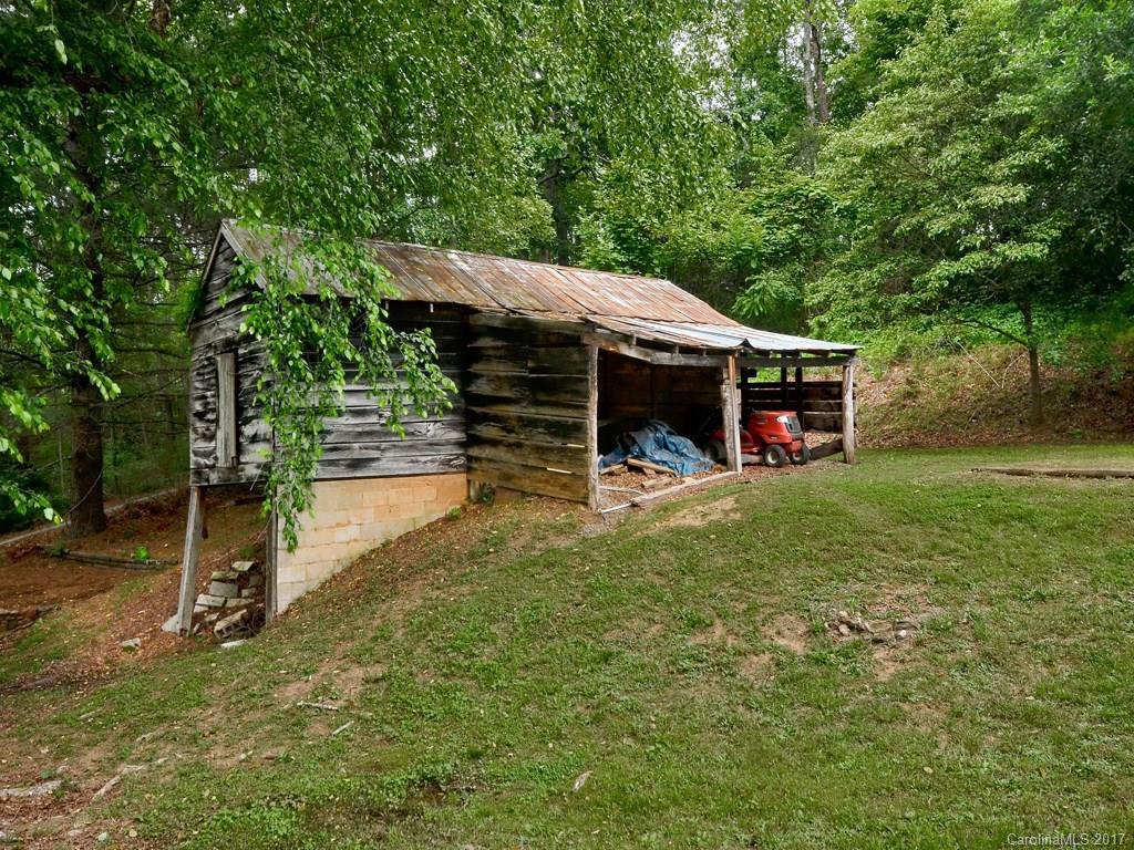 16 Leslie Lane Canton NC 28716