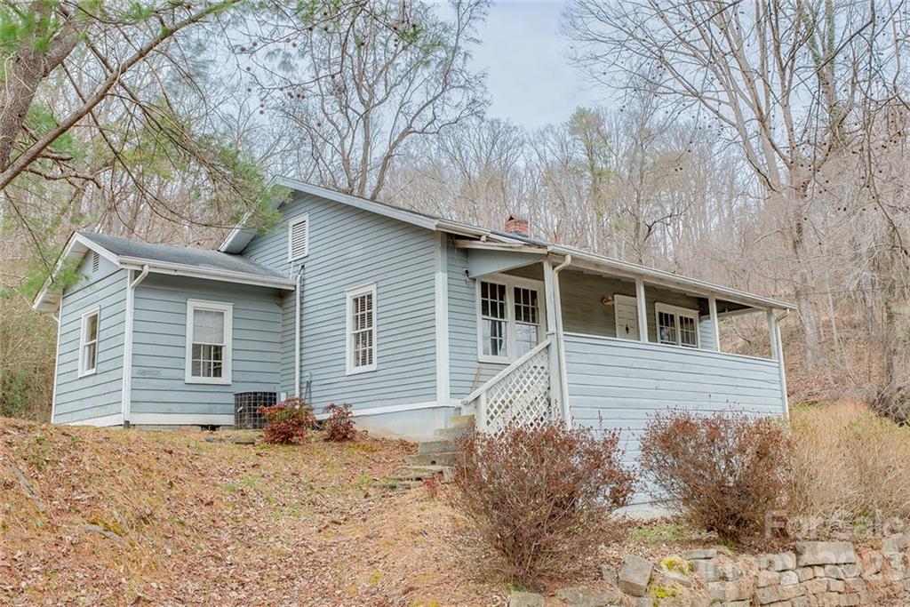 30 Stevens Street Tryon NC 28782