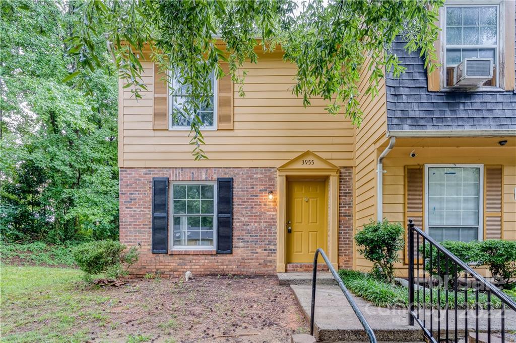 3955 Briarhill Drive Charlotte NC 28215