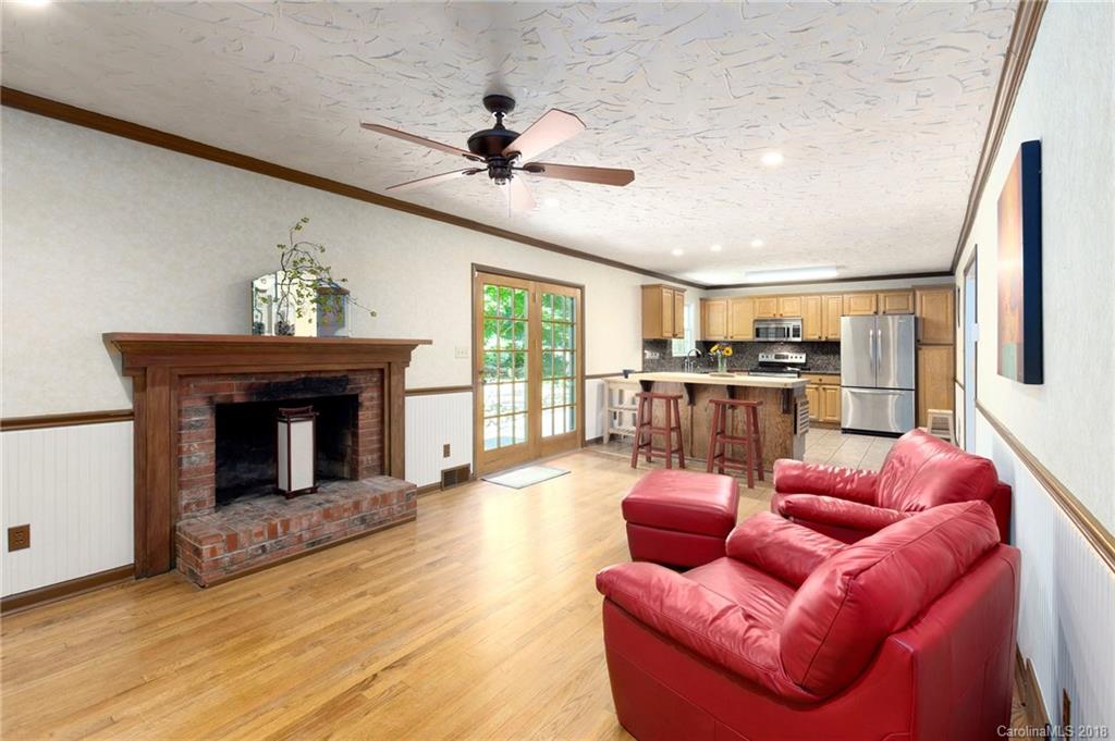 1 Highlander Road Asheville NC 28804