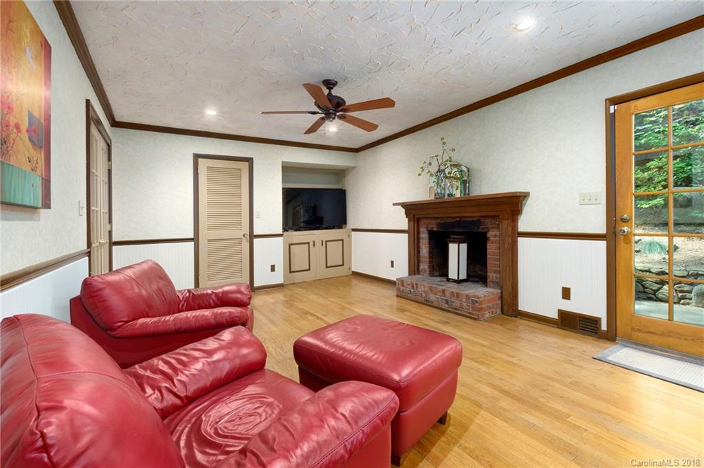 1 Highlander Road Asheville NC 28804