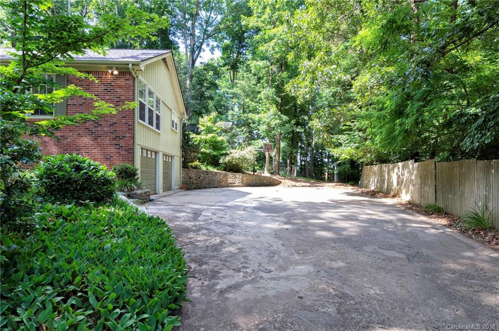 1 Highlander Road Asheville NC 28804