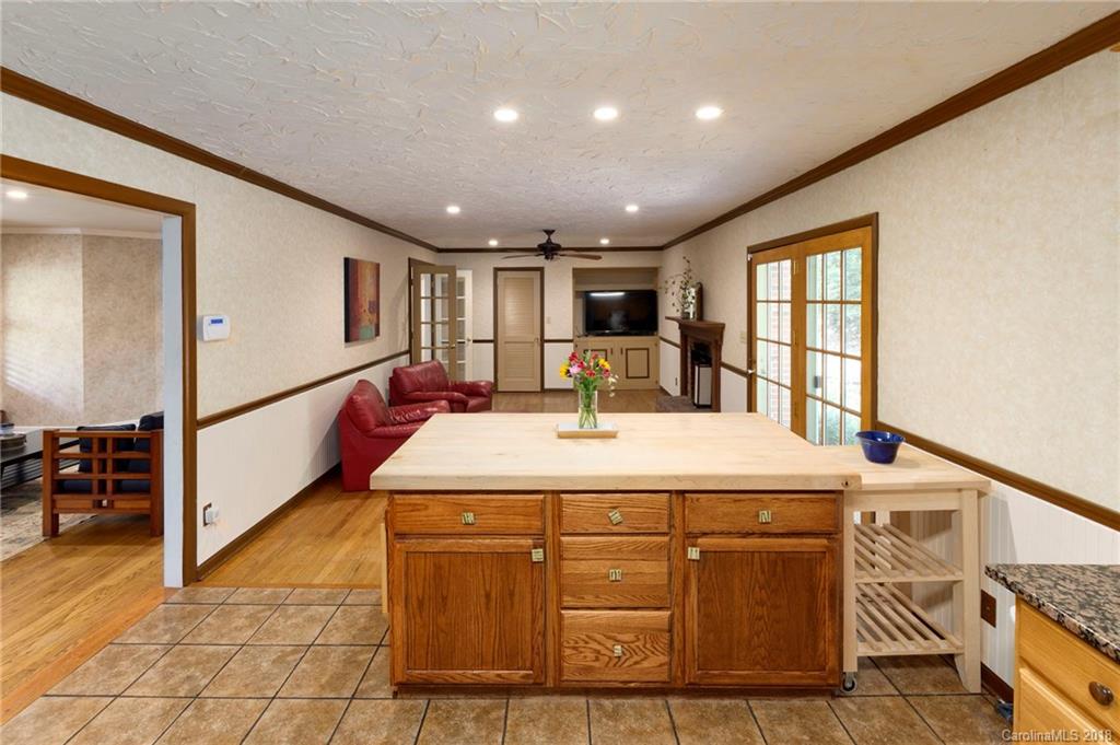 1 Highlander Road Asheville NC 28804