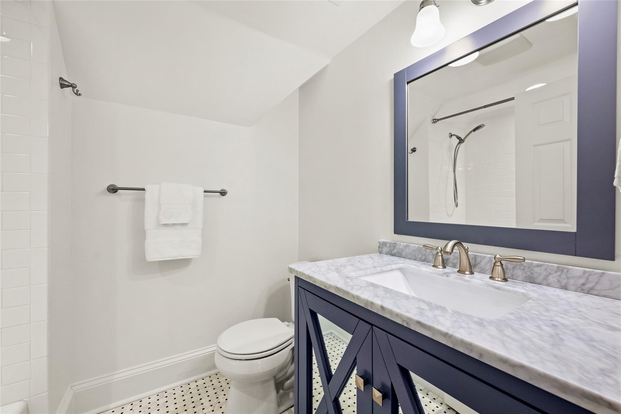 336 Tranquil Avenue Charlotte NC 28209