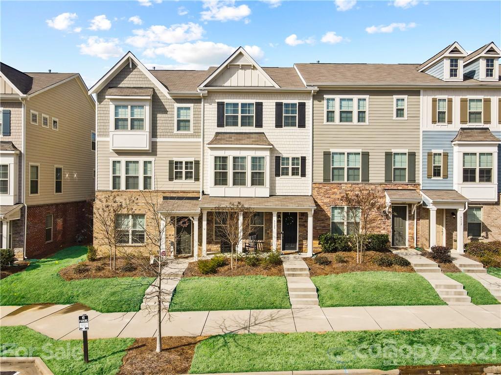 9320 Ainslie Downs Street Charlotte NC 28273