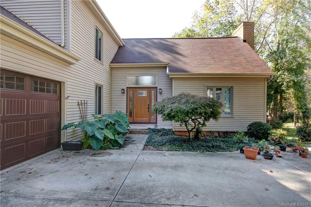 1212 S Magnolia Street Mooresville NC 28115