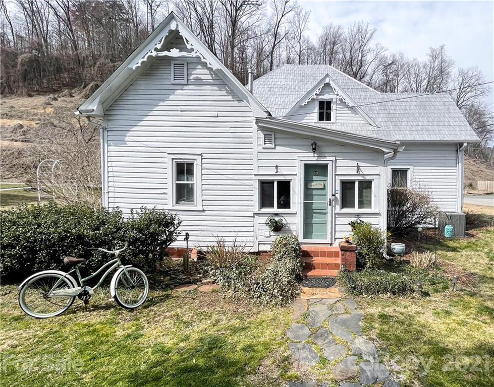 71 Salisbury Avenue Old Fort NC 28762