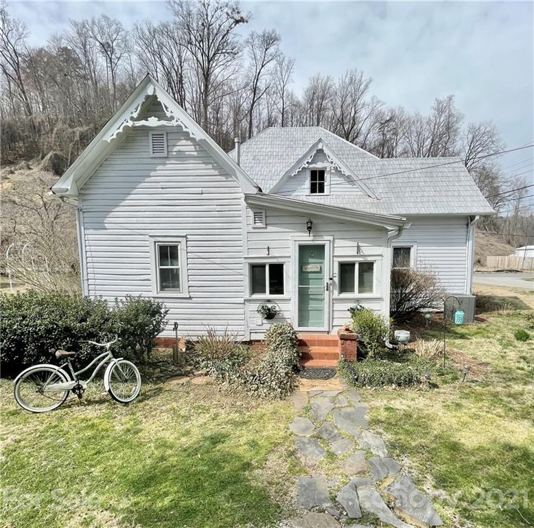 71 Salisbury Avenue Old Fort NC 28762