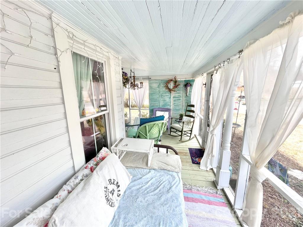 71 Salisbury Avenue Old Fort NC 28762