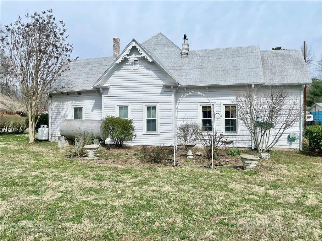 71 Salisbury Avenue Old Fort NC 28762