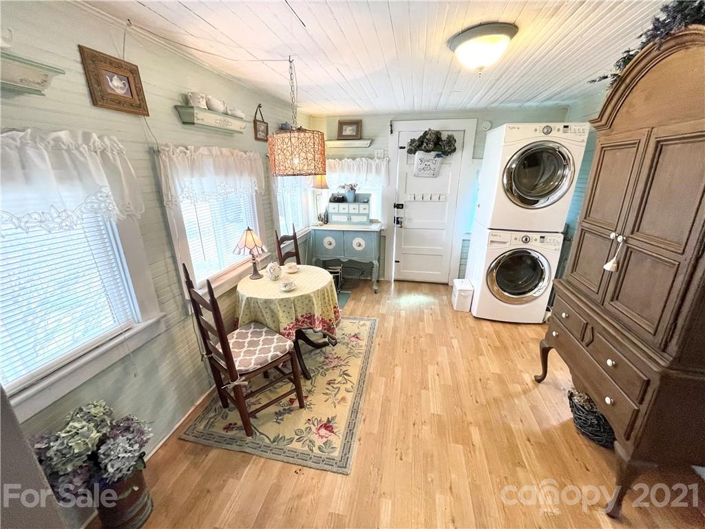 71 Salisbury Avenue Old Fort NC 28762