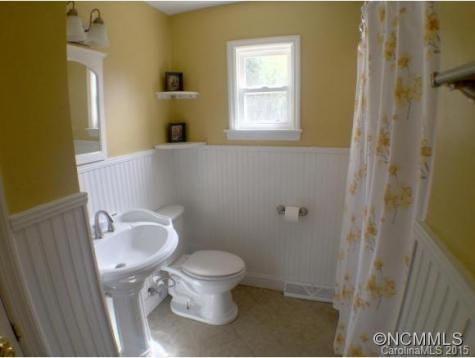 155 Aurora Drive Asheville NC 28805