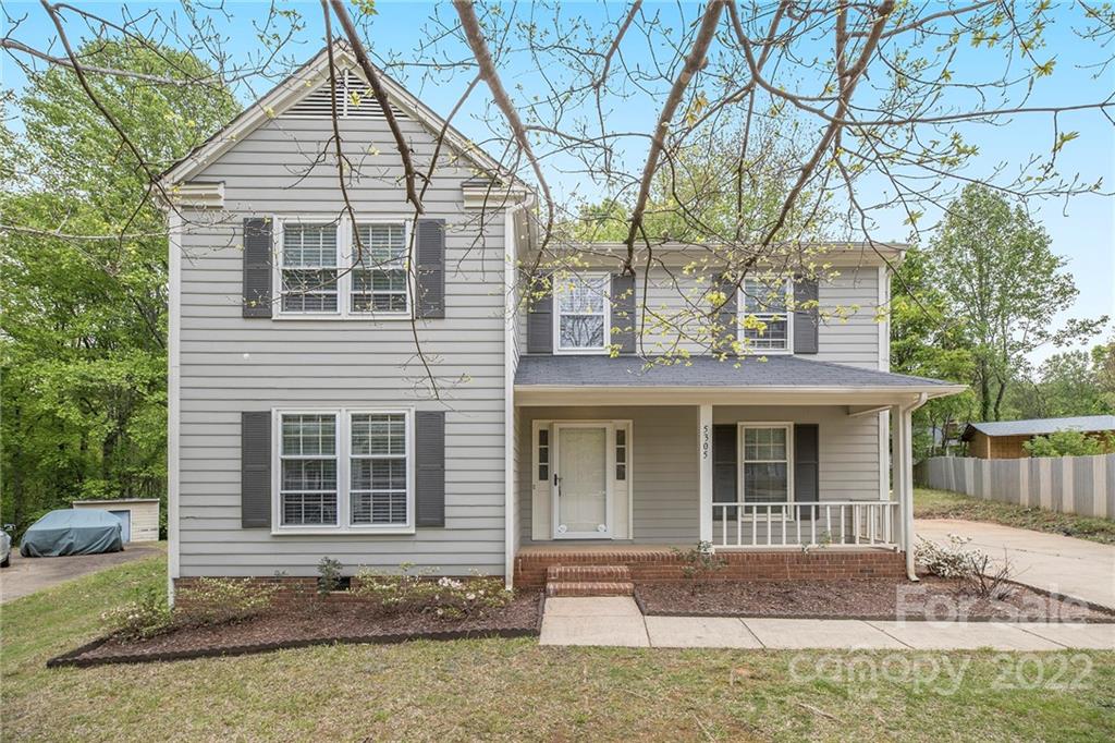 5305 Reedham Court Charlotte NC 28208