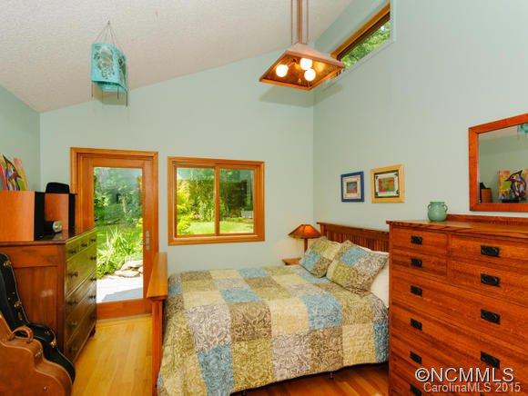 66 Chamblee Ridge Asheville NC 28805