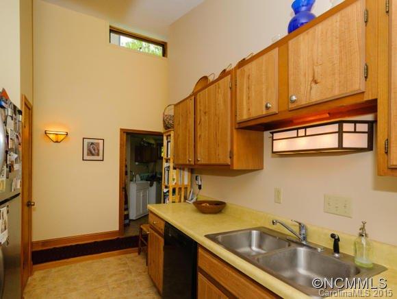 66 Chamblee Ridge Asheville NC 28805