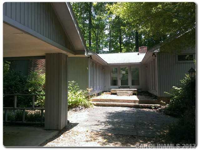 5242 Mount Holly Huntersville Road Charlotte NC 28216