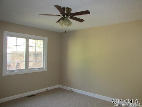 106 Glenbrook Drive Hendersonville NC 28739