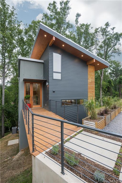 51 Shelburne Woods Drive Asheville NC 28806