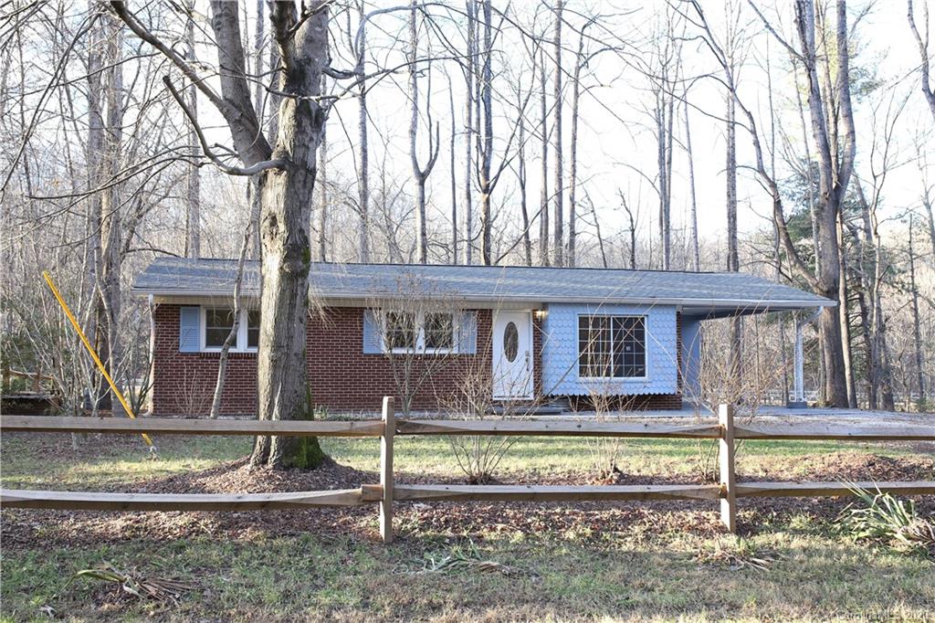 1821 Fairview Road Marion NC 28752