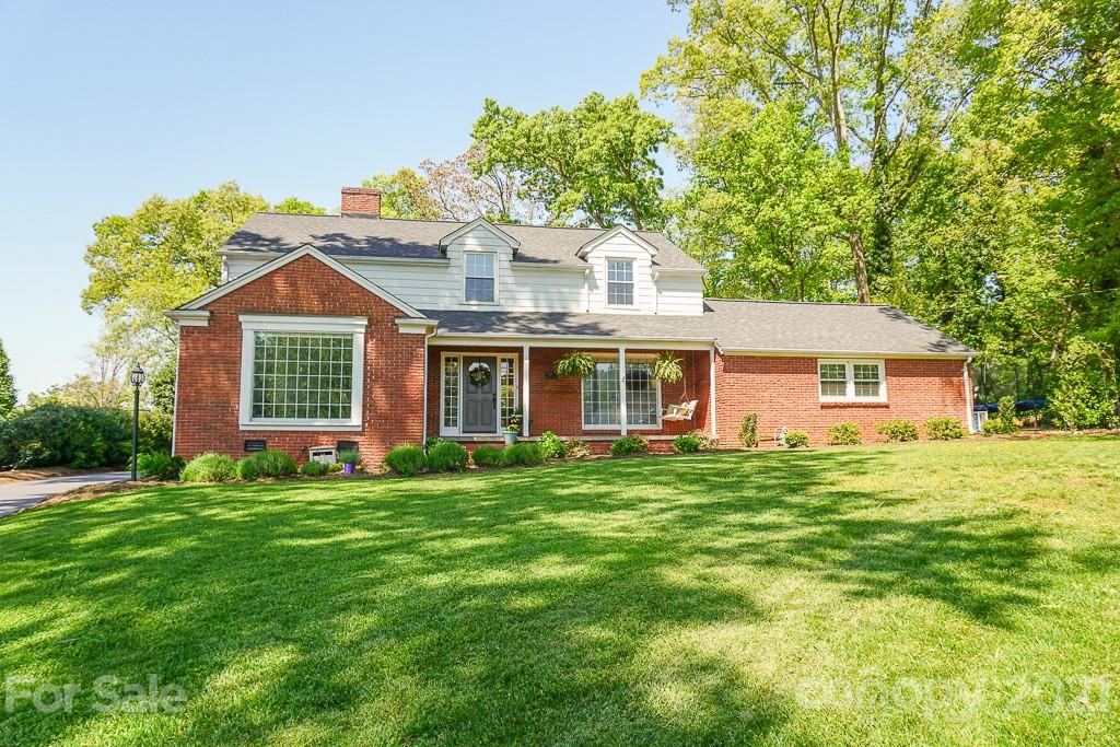 825 2nd Street NW Hickory NC 28601