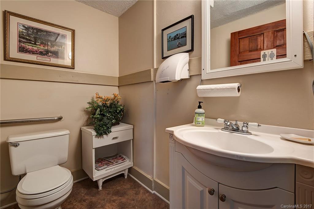 25 Orange Street Asheville NC 28801